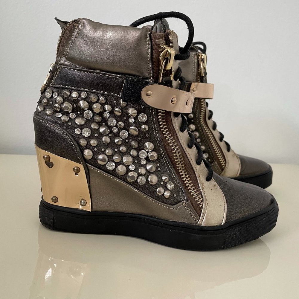 GIOIA gold and metallic wedge sneakers